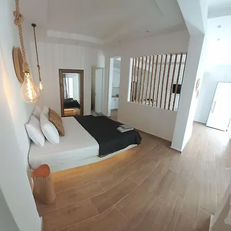 Deja Vu Ευχάριστο Σπίτι Στο Κέντρο Του Νησιού Ίου Apartment Chora  Exterior photo